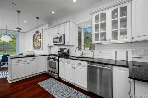 33 Young Avenue Pelham NY 10803