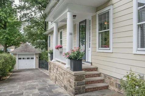 33 Young Avenue Pelham NY 10803