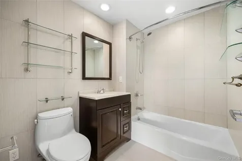 456 W 167th Street New York (manhattan) NY 10032