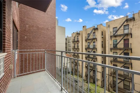 456 W 167th Street New York (manhattan) NY 10032