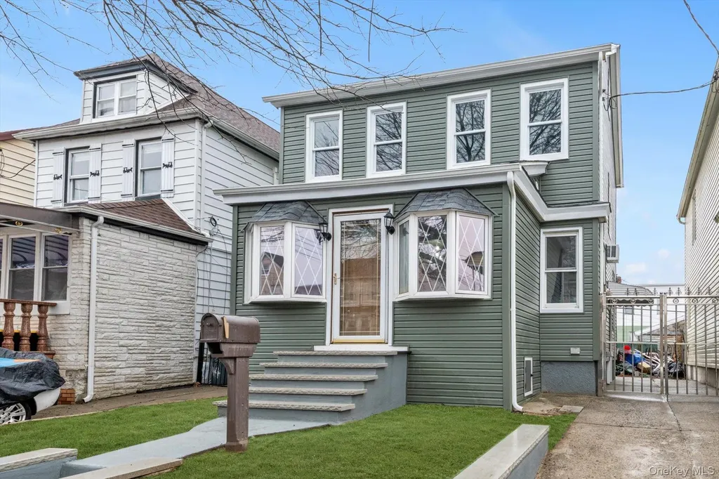 9342 204th Street Hollis NY 11423