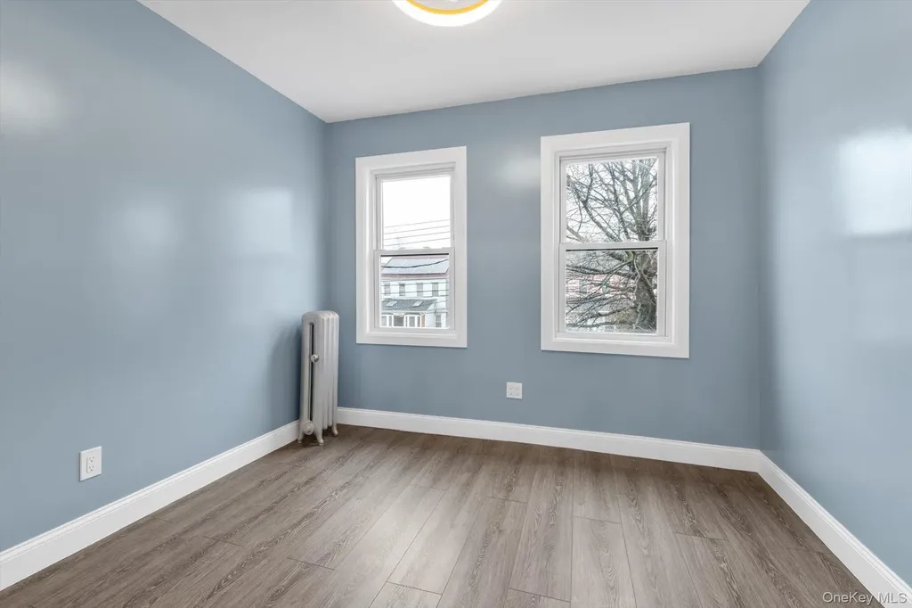 9342 204th Street Hollis NY 11423