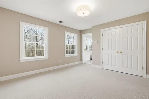10 Samuel Dann Way Pound Ridge NY 10576