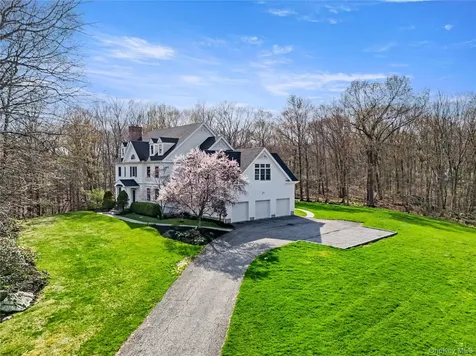 10 Samuel Dann Way Pound Ridge NY 10576
