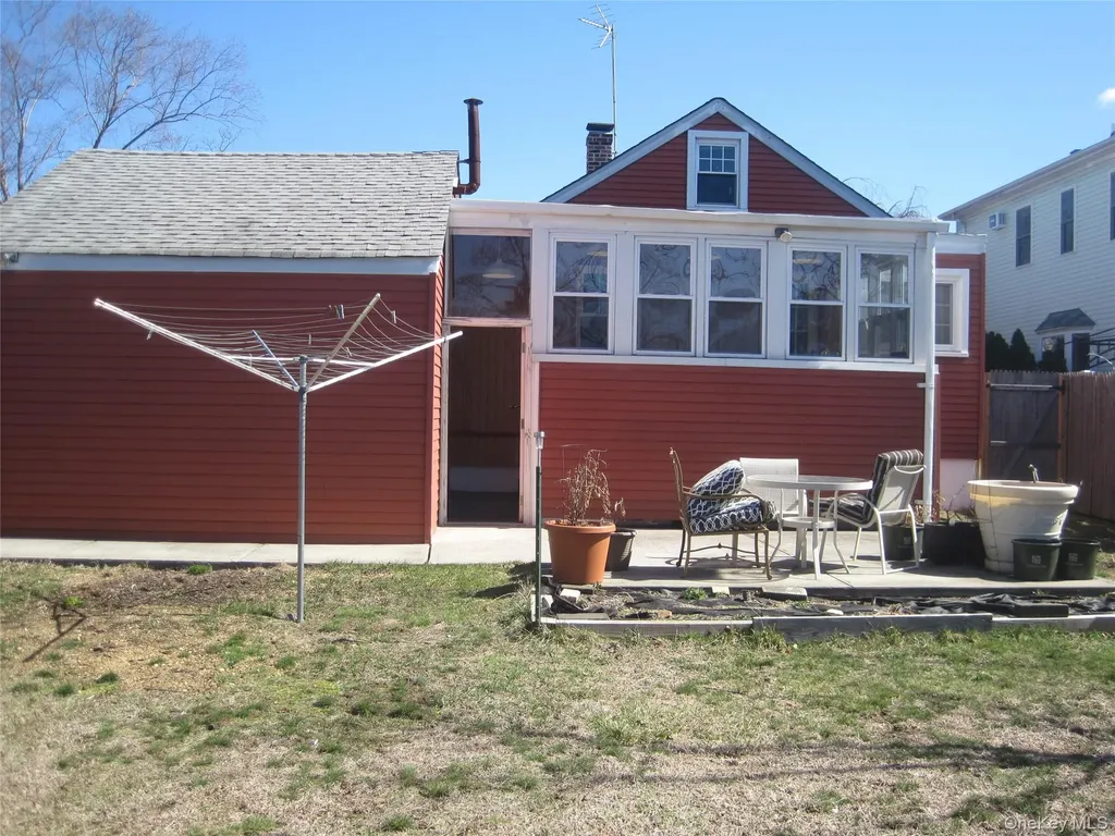 704 Prospect Place Bellmore NY 11710