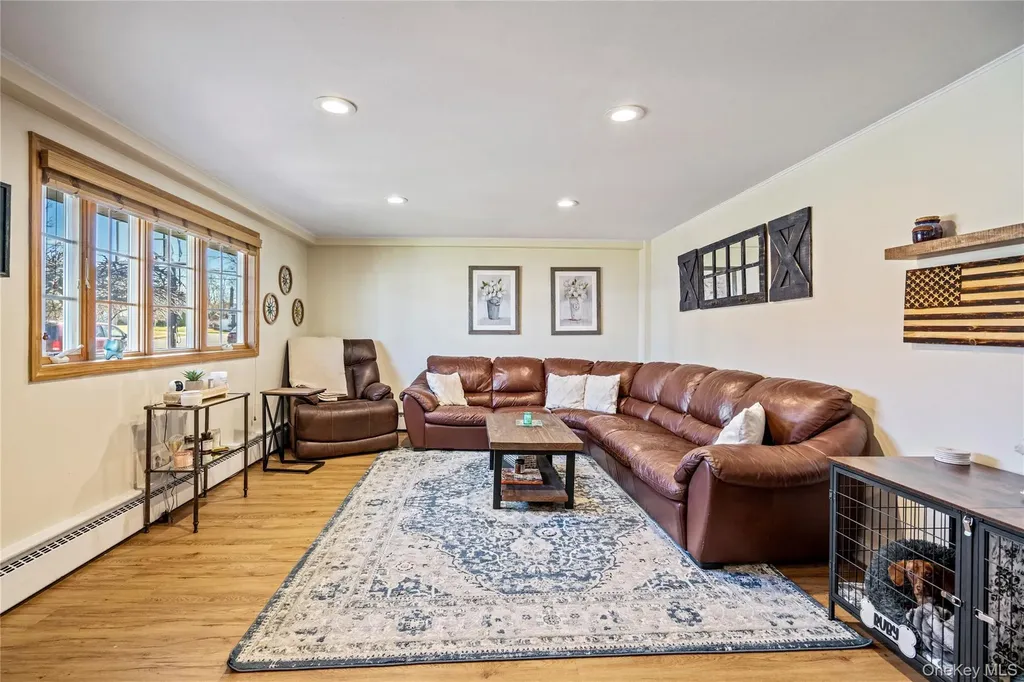 5 Martin Lane Old Bethpage NY 11804