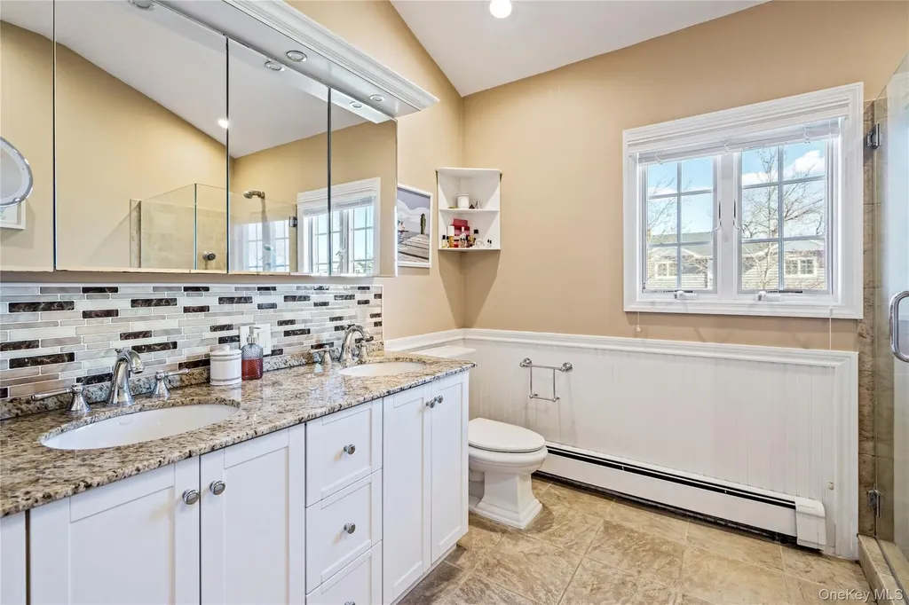 5 Martin Lane Old Bethpage NY 11804