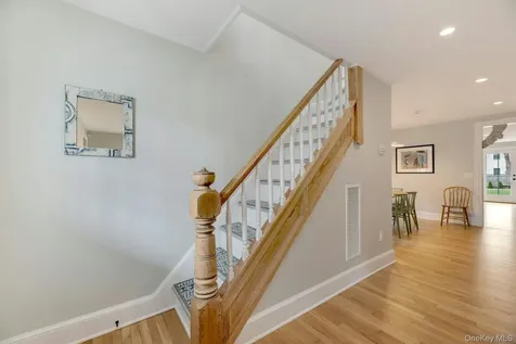 237 6th Street Greenport NY 11944