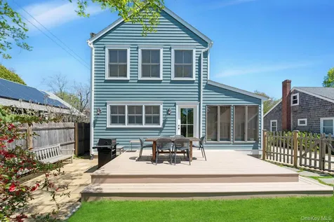 237 6th Street Greenport NY 11944