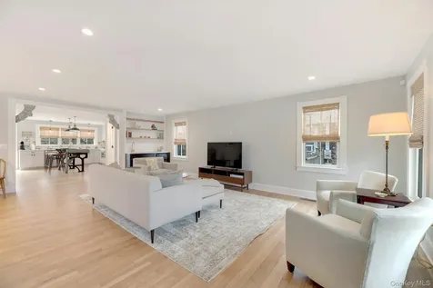 237 6th Street Greenport NY 11944