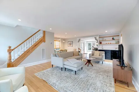 237 6th Street Greenport NY 11944