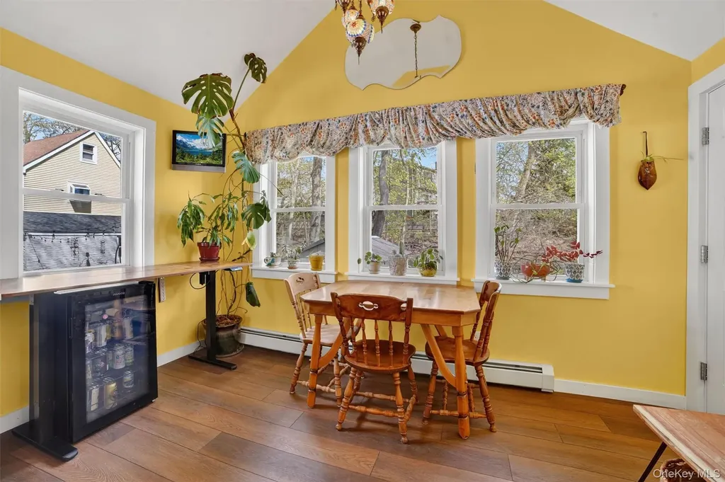 903 Howard Avenue Mamaroneck NY 10543