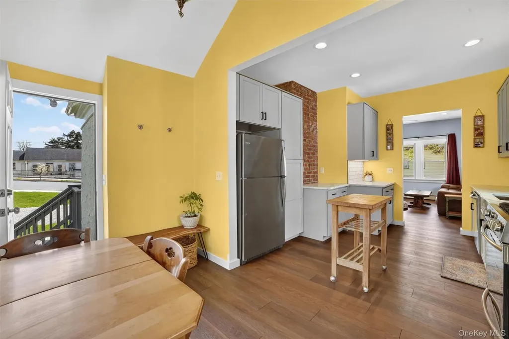 903 Howard Avenue Mamaroneck NY 10543