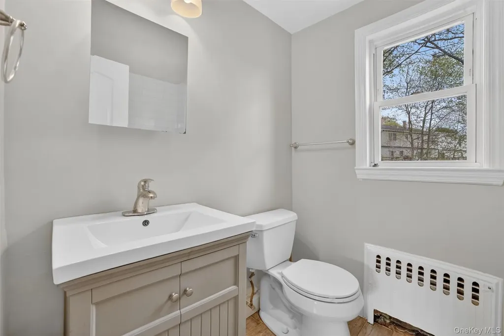 903 Howard Avenue Mamaroneck NY 10543