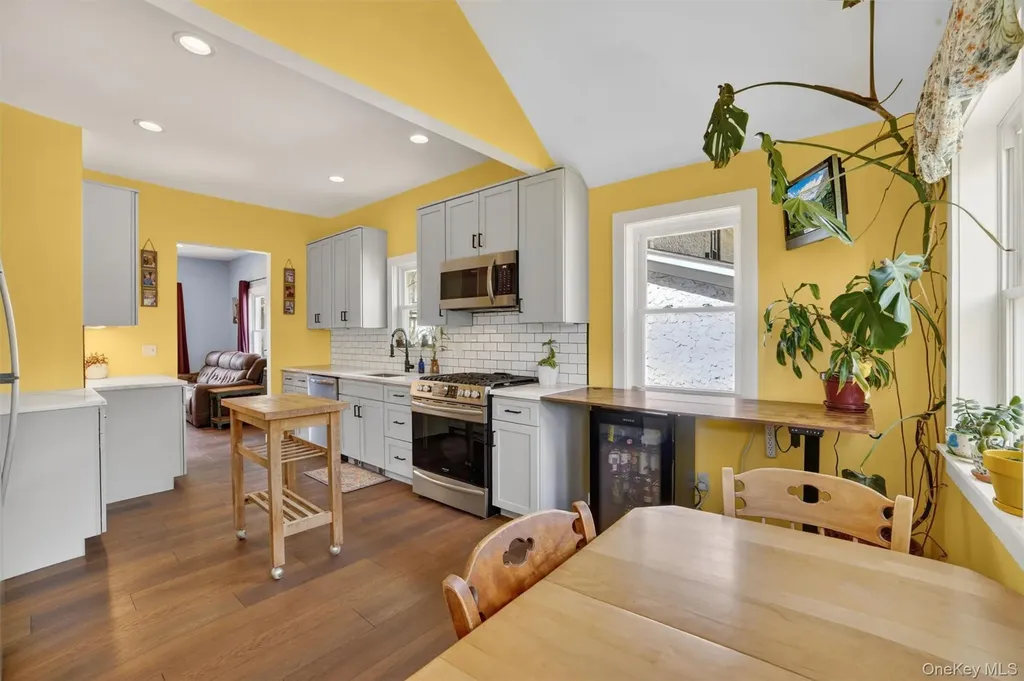 903 Howard Avenue Mamaroneck NY 10543