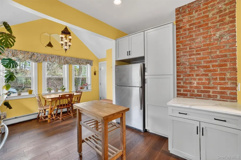 903 Howard Avenue Mamaroneck NY 10543