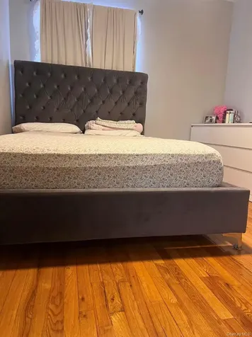 7703 58th Avenue Middle Village NY 11379