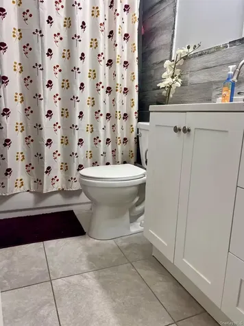 7703 58th Avenue Middle Village NY 11379