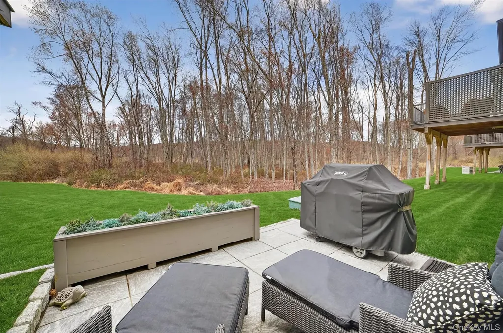 44 Spring Meadow Court Somers NY 10589