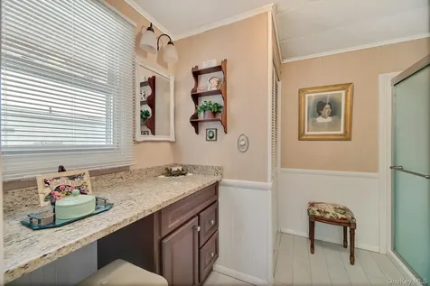 43 Village Circle S Manorville NY 11949