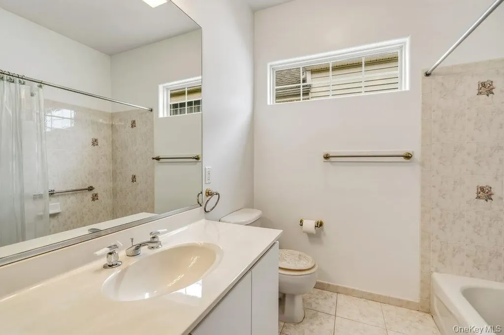 587 Leisure Drive Ridge NY 11961
