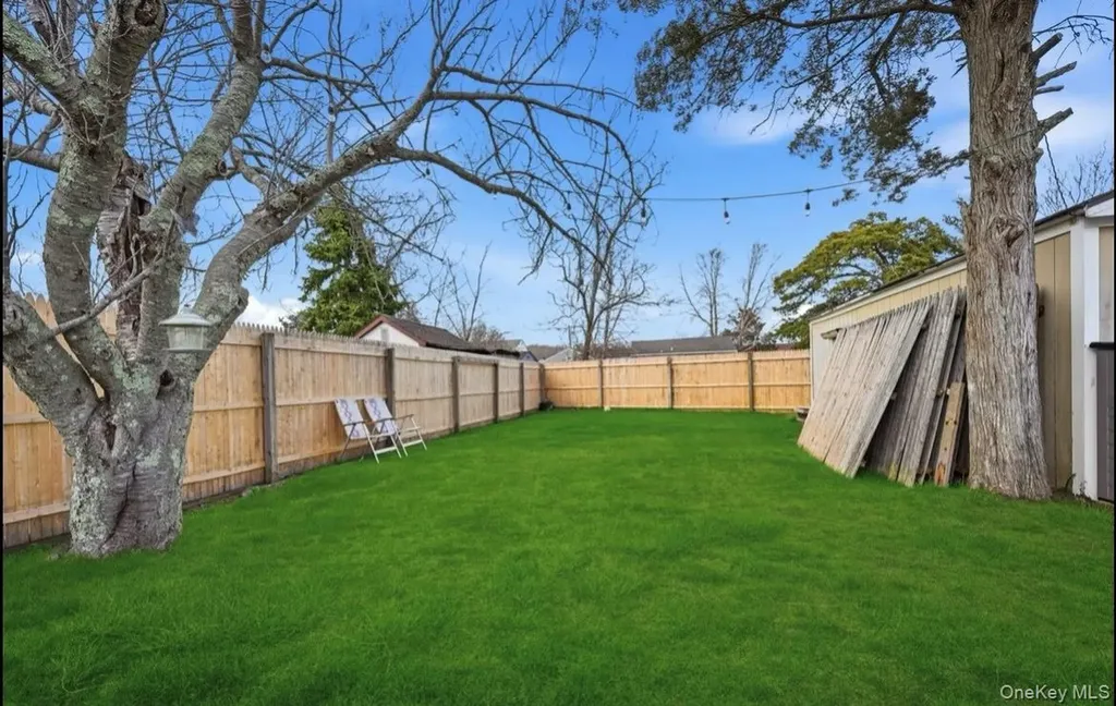 21 Locust Street Riverhead NY 11901