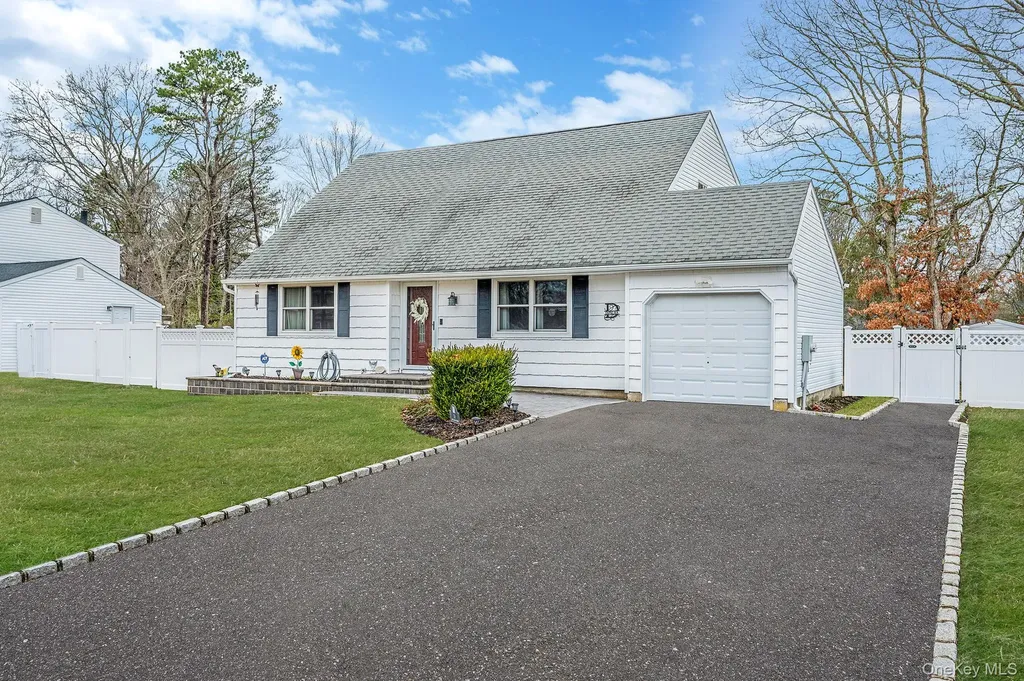 51 Ridge Haven Drive Ridge NY 11961