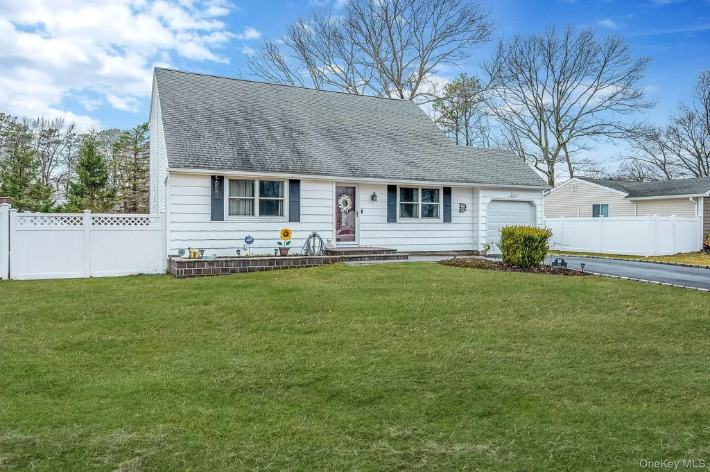 51 Ridge Haven Drive Ridge NY 11961
