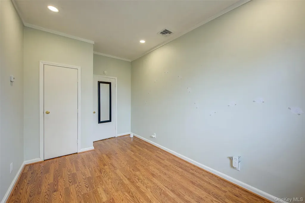 507 Gillette Avenue Bayport NY 11705