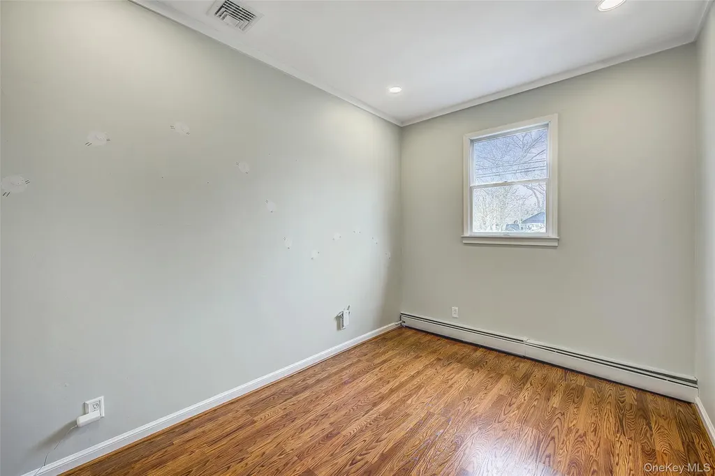 507 Gillette Avenue Bayport NY 11705