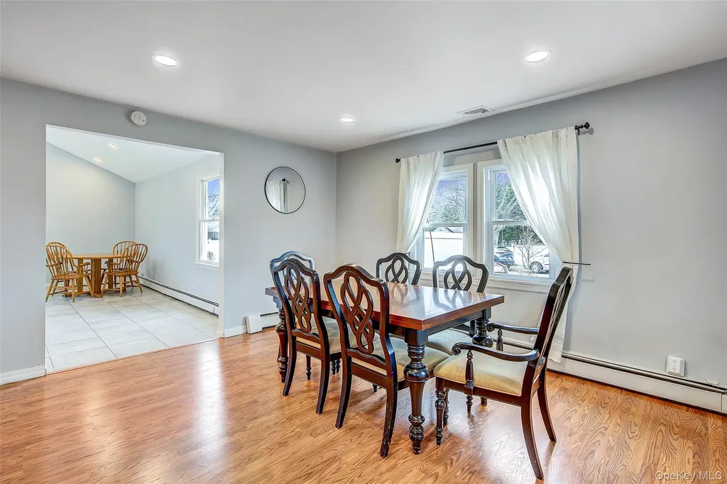 507 Gillette Avenue Bayport NY 11705