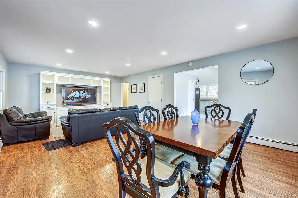 507 Gillette Avenue Bayport NY 11705