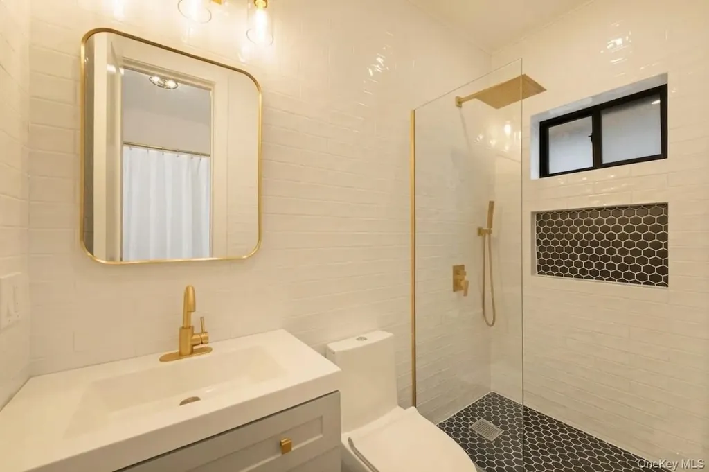 1173 E 43rd Street Brooklyn NY 11210