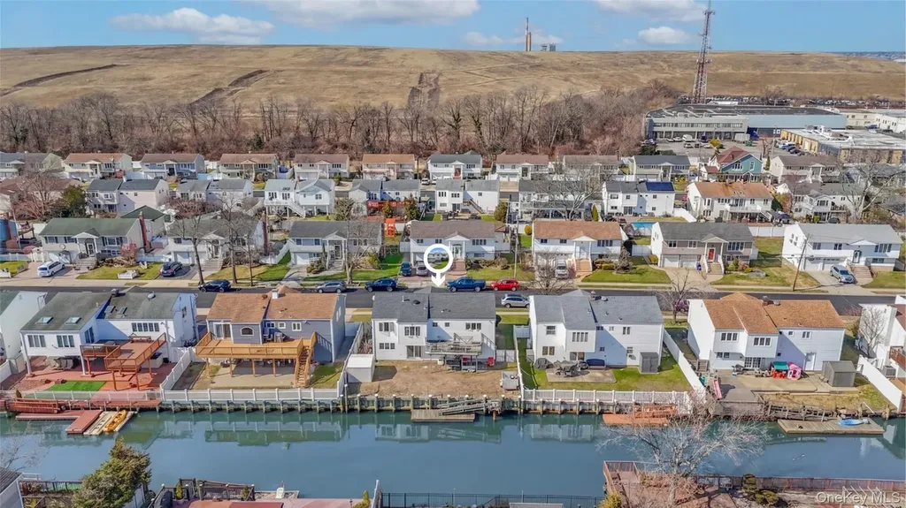 3727 Oceanside Road E Oceanside NY 11572