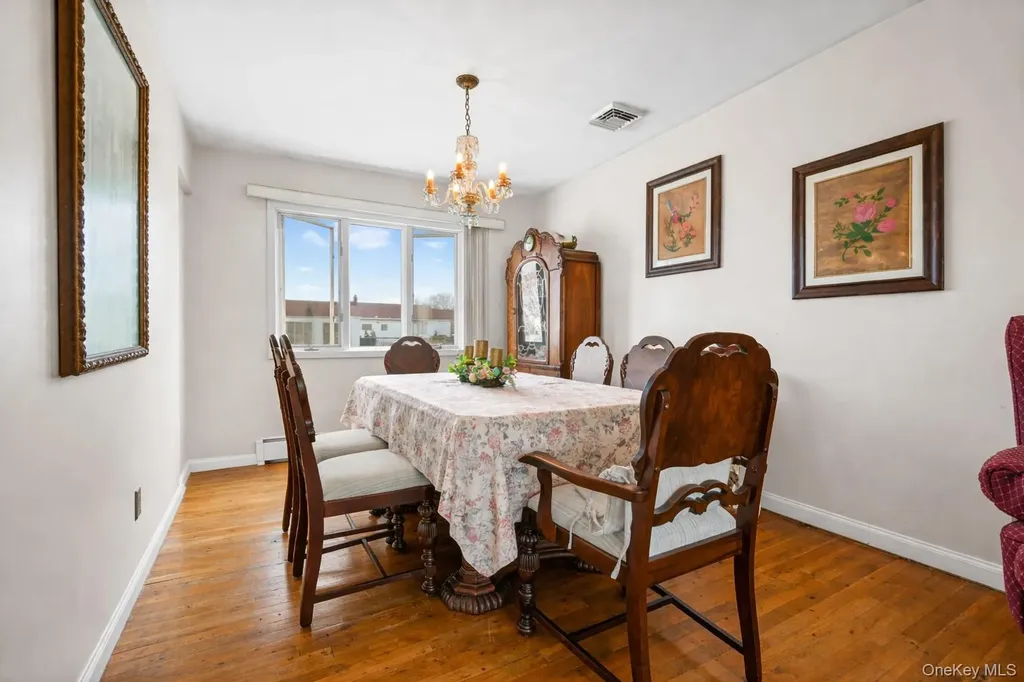 3727 Oceanside Road E Oceanside NY 11572