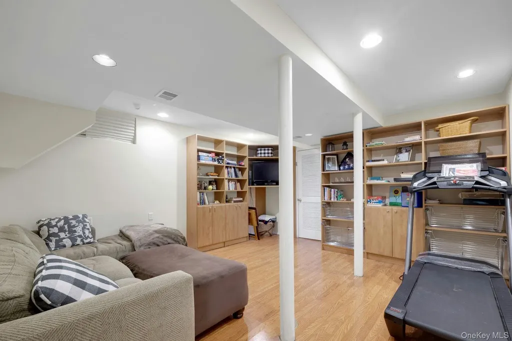 5 Boulder Lane Scarsdale NY 10583