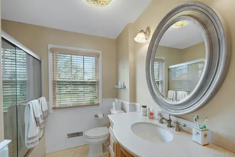 5 Boulder Lane Scarsdale NY 10583