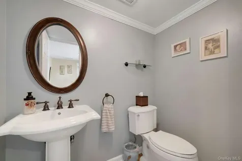 5 Boulder Lane Scarsdale NY 10583