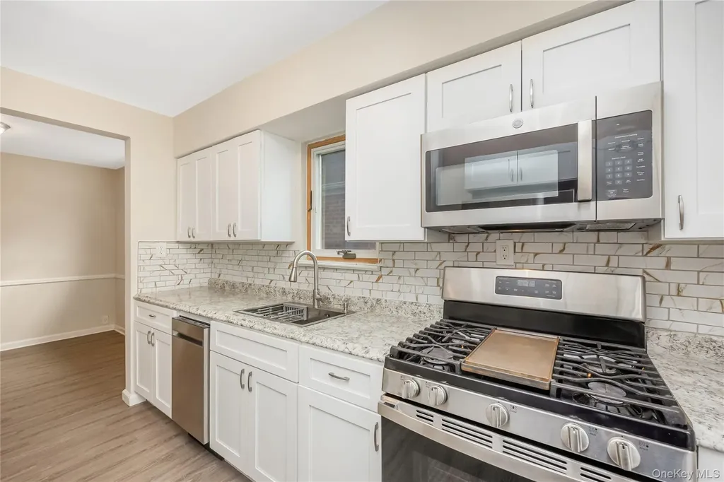 6717 Fresh Meadow Lane Fresh Meadows NY 11365