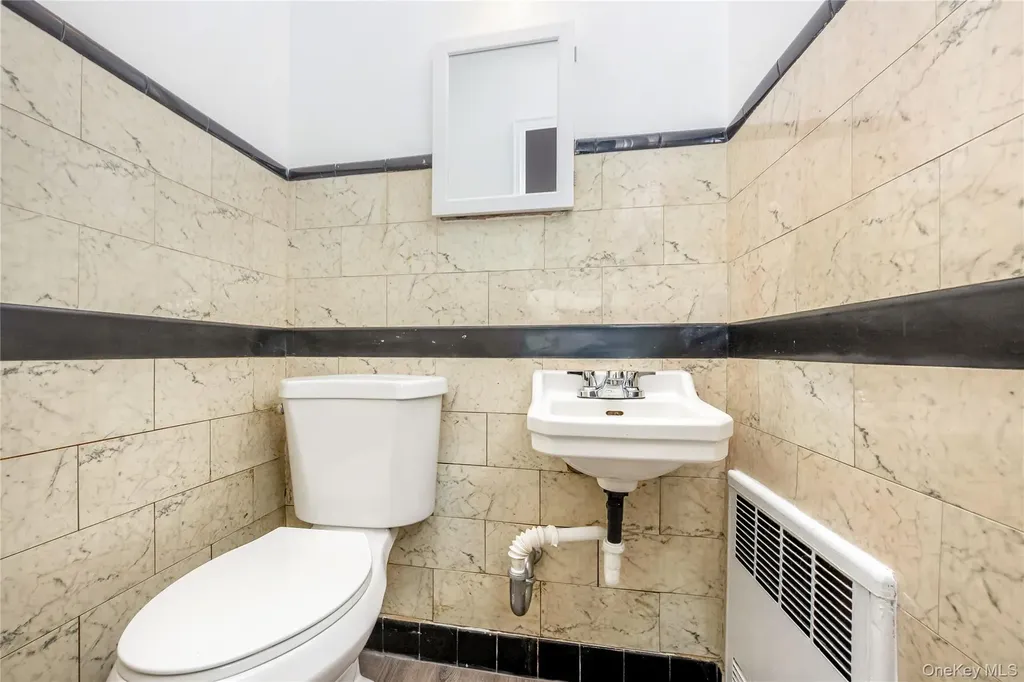 6717 Fresh Meadow Lane Fresh Meadows NY 11365