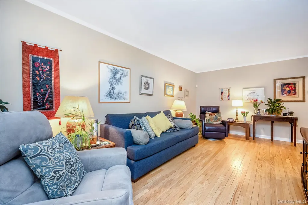 6717 Fresh Meadow Lane Fresh Meadows NY 11365