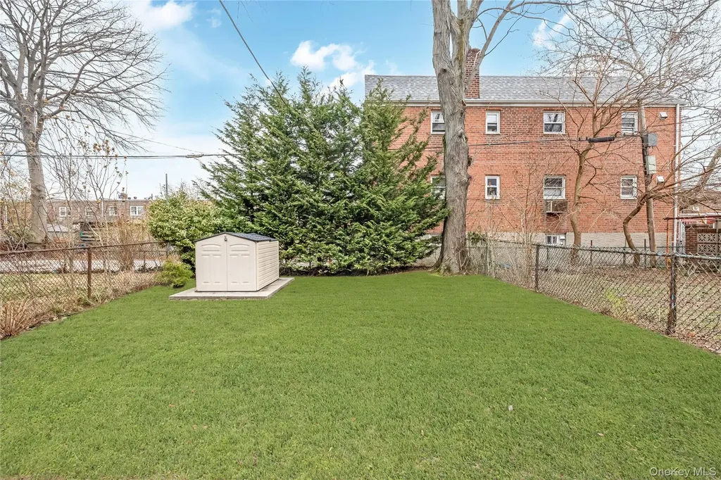 6717 Fresh Meadow Lane Fresh Meadows NY 11365