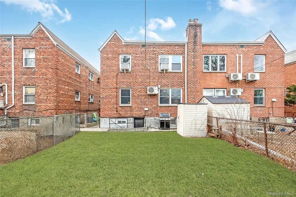 6717 Fresh Meadow Lane Fresh Meadows NY 11365