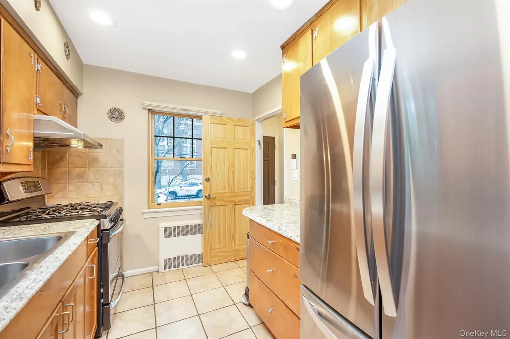 6717 Fresh Meadow Lane Fresh Meadows NY 11365