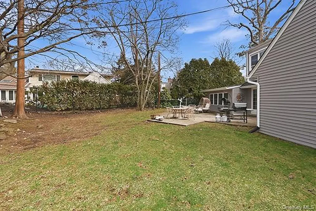 2171 Seneca Drive S Merrick NY 11566