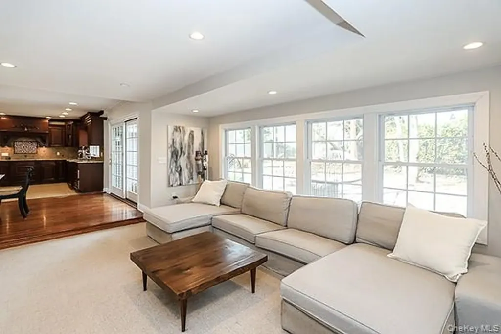 2171 Seneca Drive S Merrick NY 11566