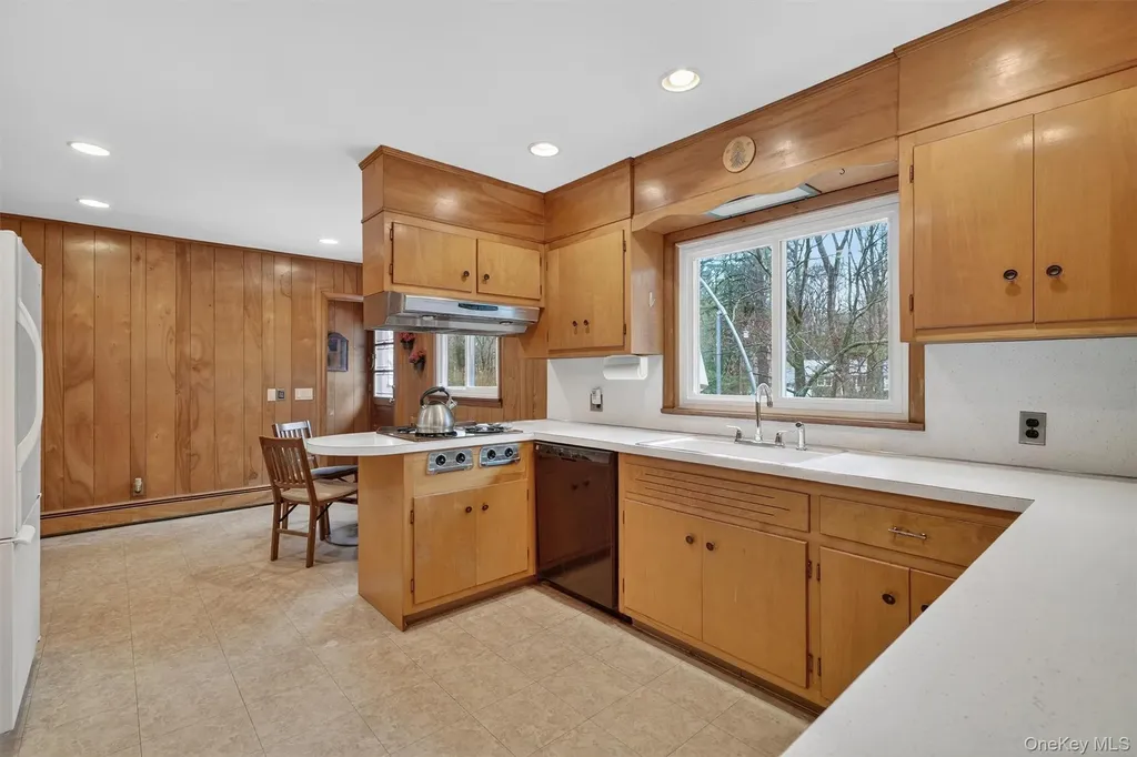 5 River Road Suffern NY 10901