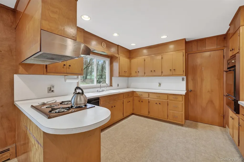 5 River Road Suffern NY 10901
