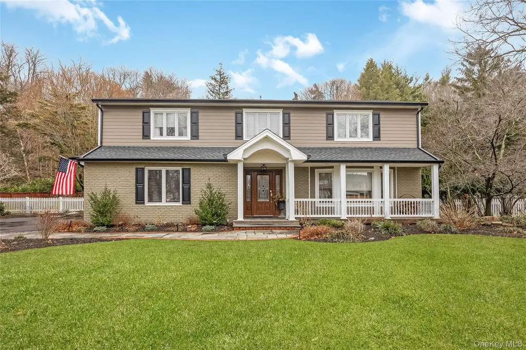 28 Clipper Drive Northport NY 11768