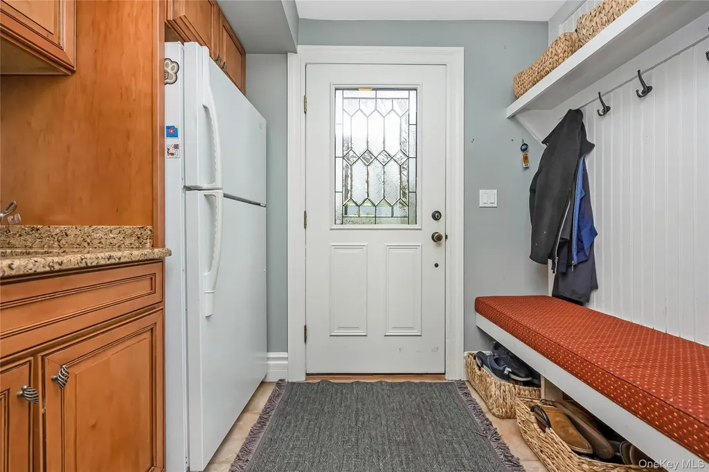28 Clipper Drive Northport NY 11768